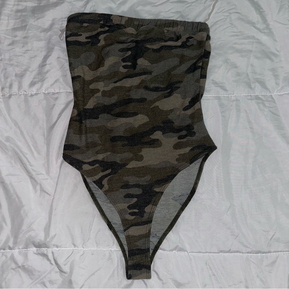 Green and khaki camo bodysuit - Picture 4 of 4